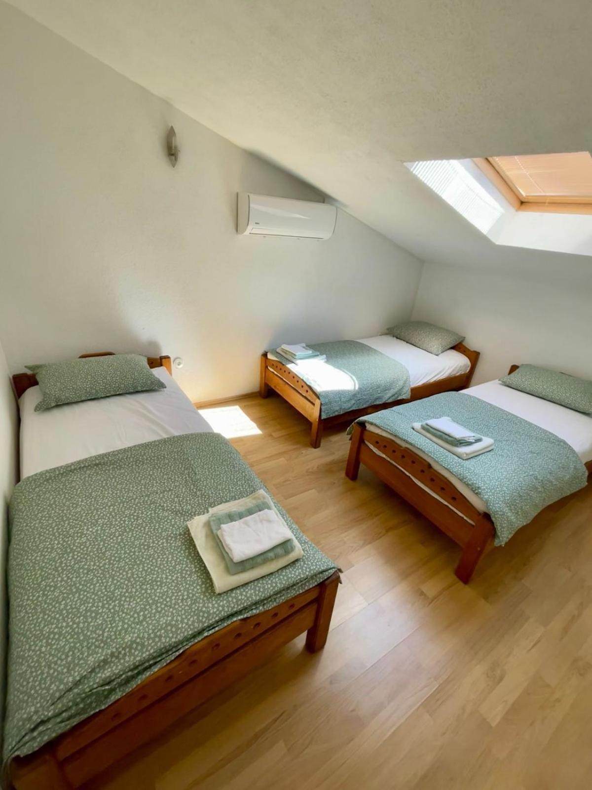 דירות Sarajevo Cozy Attic מראה חיצוני תמונה